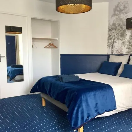 De 4 Sanctuaire De - Cuisine Partagee Et Salle De Bain Privee * Lourdes